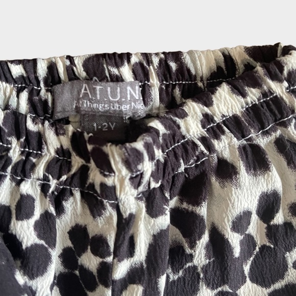 Baby Toddler Black/White Animal Print Bell Bottom 2-Pc Outfit Set 18-24mos - Picture 2 of 5